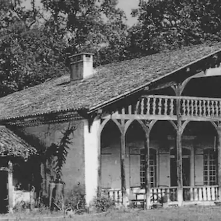Alloggio per agriturismo La Palombière *